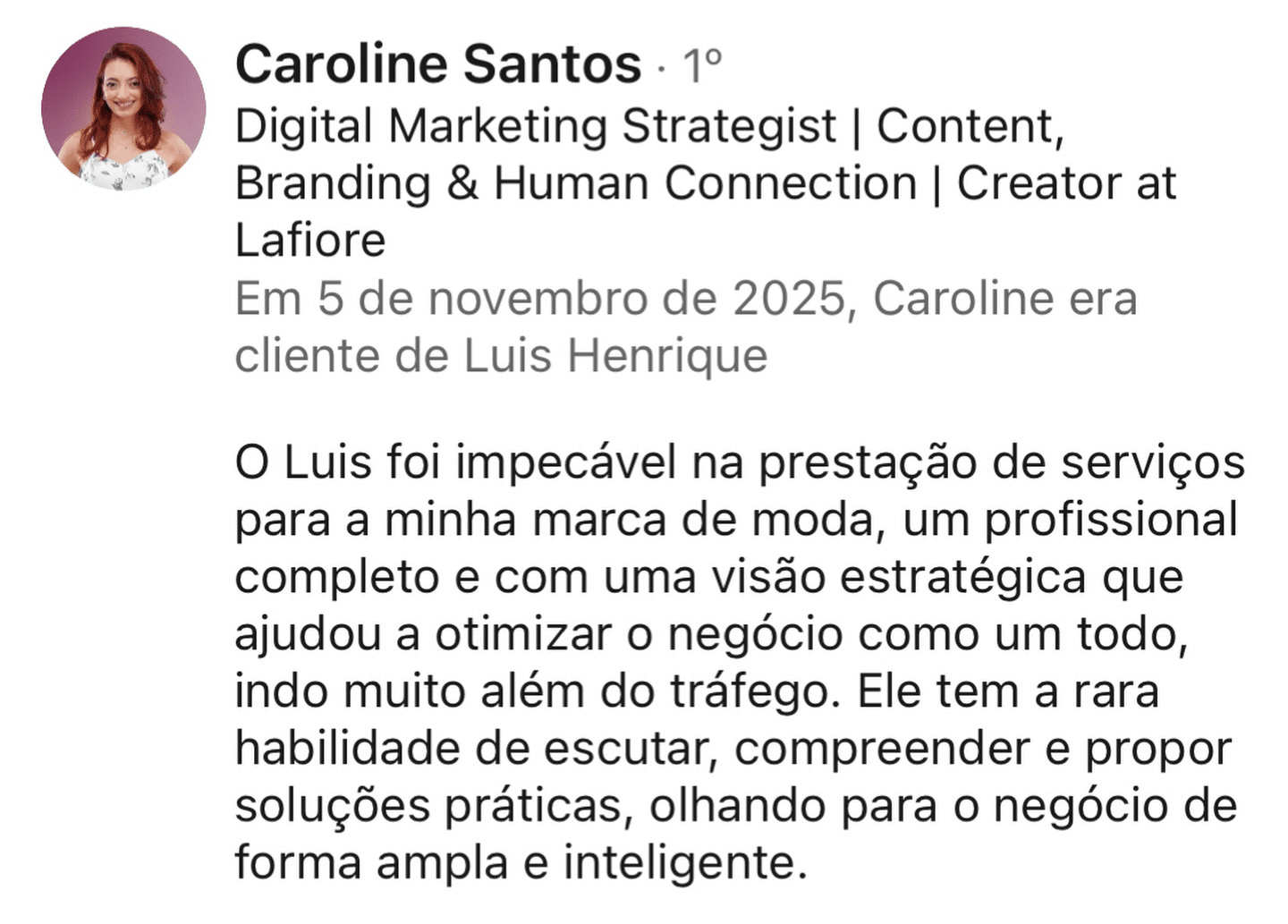 Depoimento de Caroline no LinkedIn sobre o trabalho da Acutis